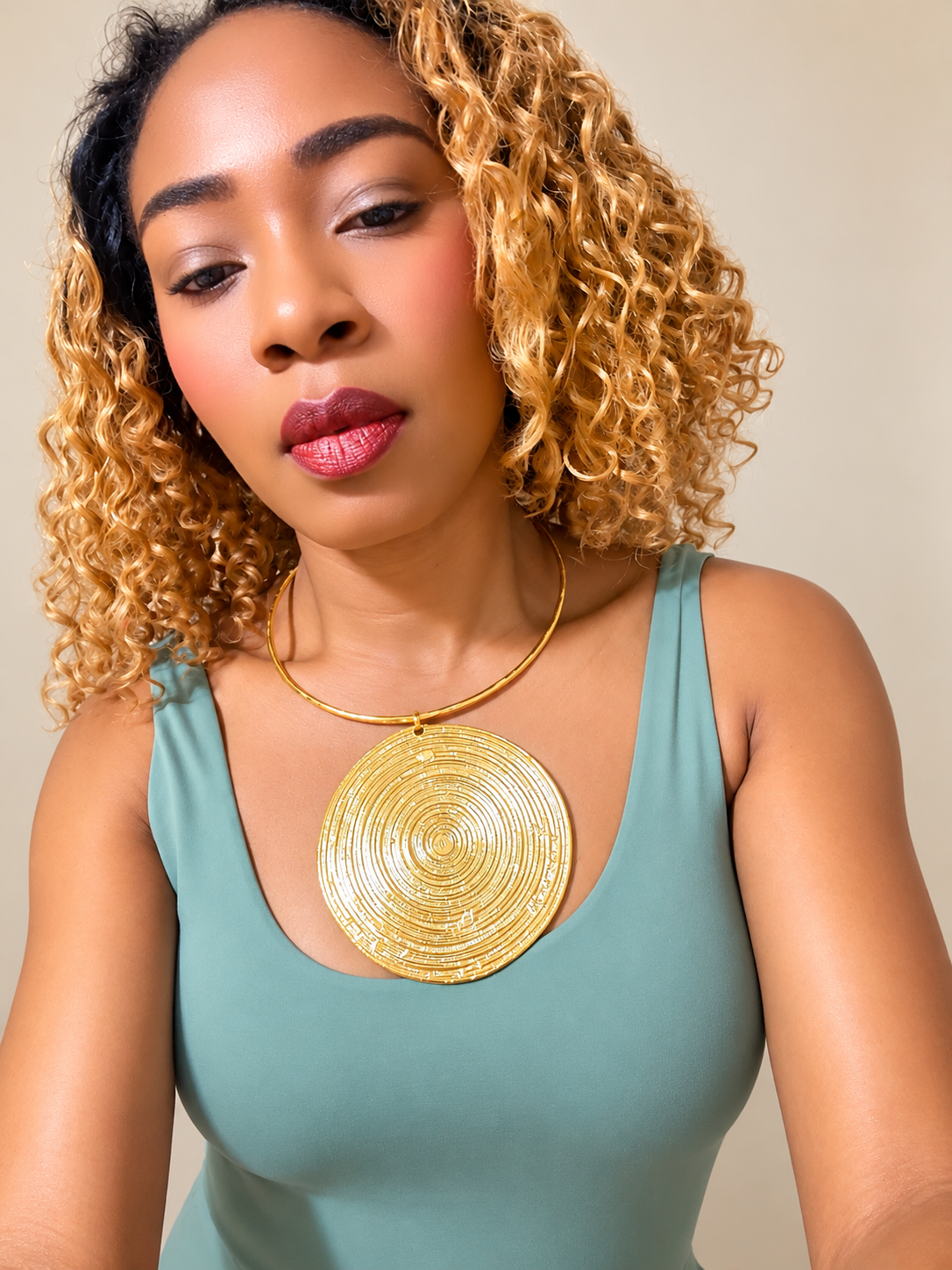 Solèy Gold-Tone Statement Choker Necklace