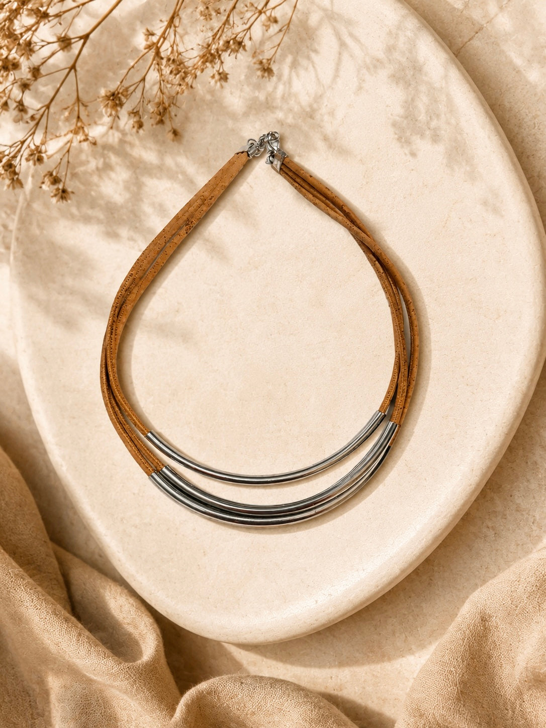 Terra Curve Necklace